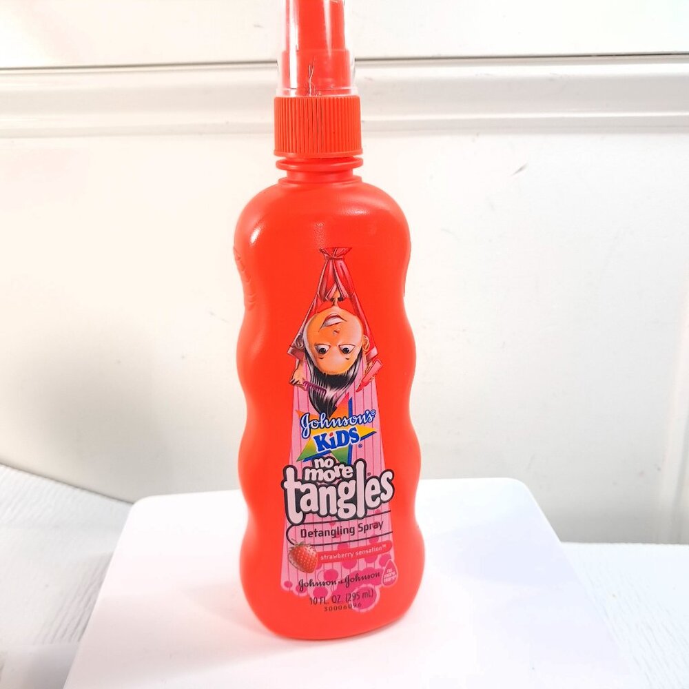 Johnson's Kids NO MORE TANGLES Spray‎ STRAWBERRY SENSATION 10oz kids hair READ